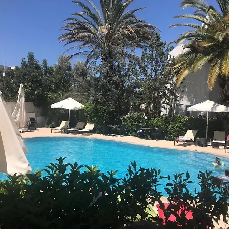 La Vida Blanca Exclusive Boutiqu Bodrum